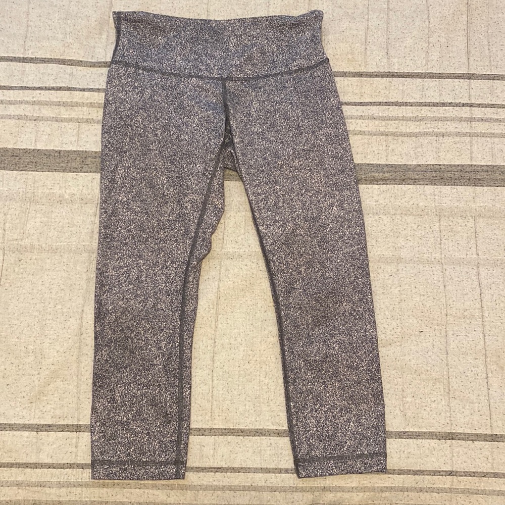 Lululemon leggings - Picture 1 of 4